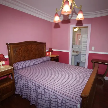 Le Manoir Des Arts Oda ve Kahvaltı *